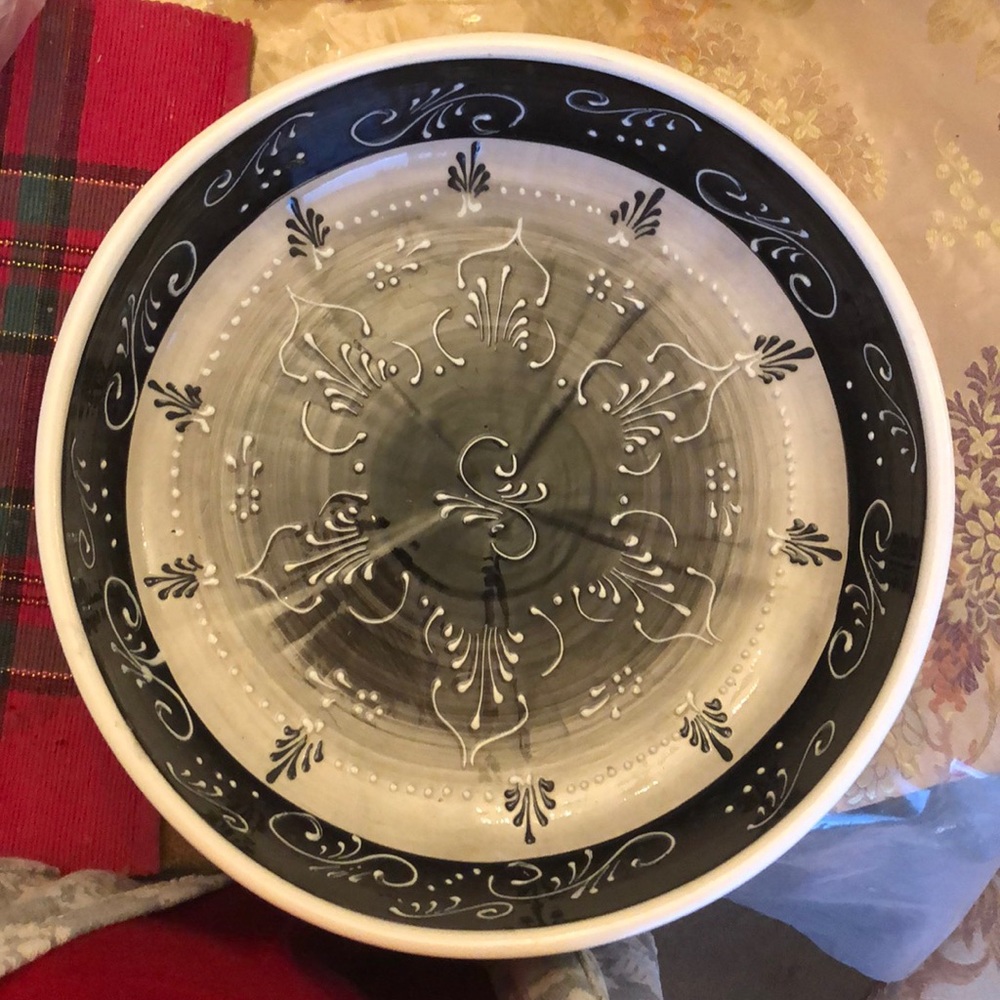 Handmade ceramic decorative dish/ dinnerware